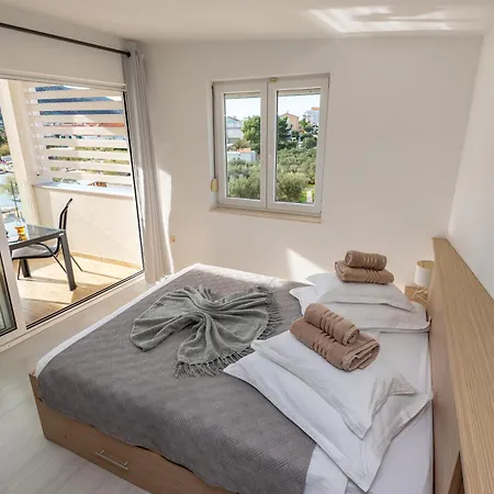 Apartments Holidays Roko Grebaštica Exteriör bild