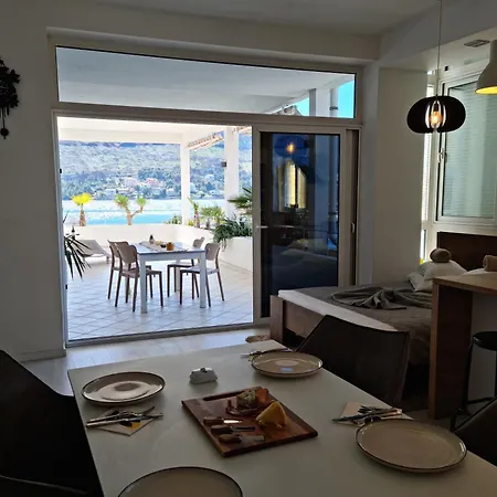 Apartments Holidays Roko Grebaštica Rum bild