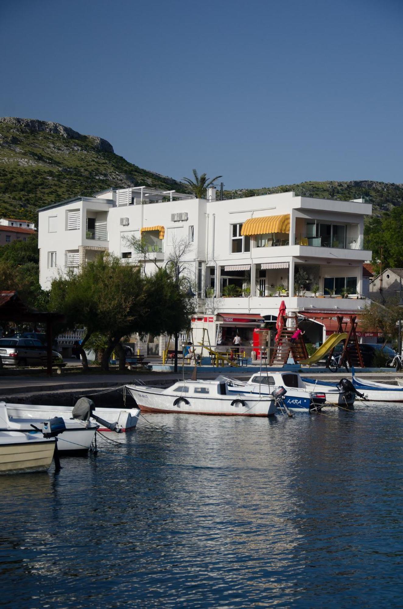 Holidays Roko * Grebaštica