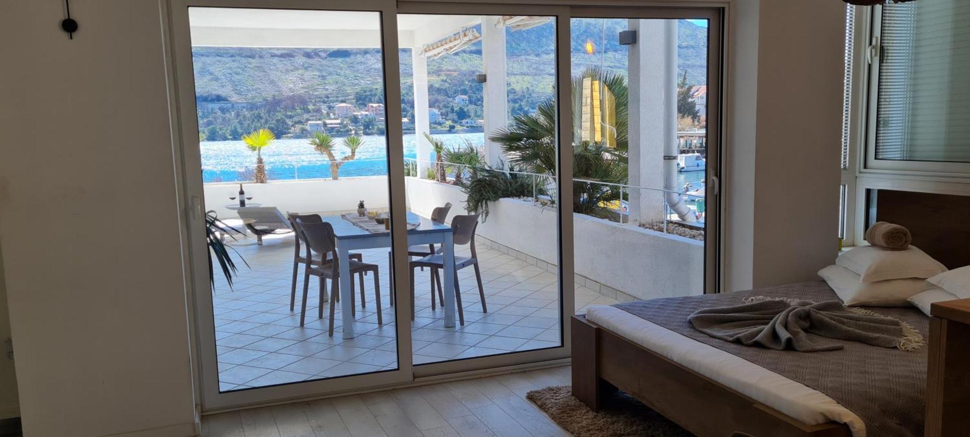 Apartman Holidays Roko *