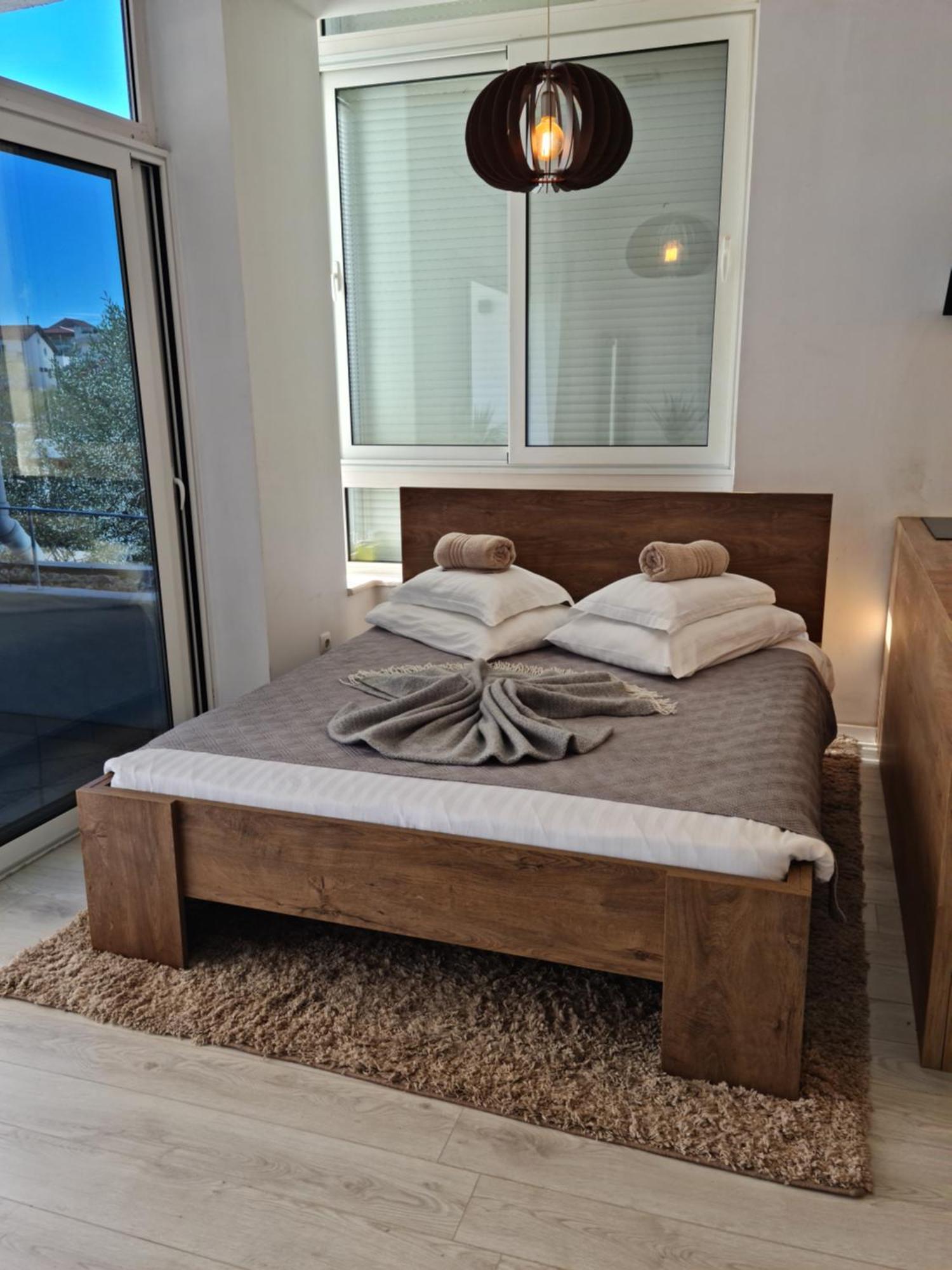 Holidays Roko Apartman *
