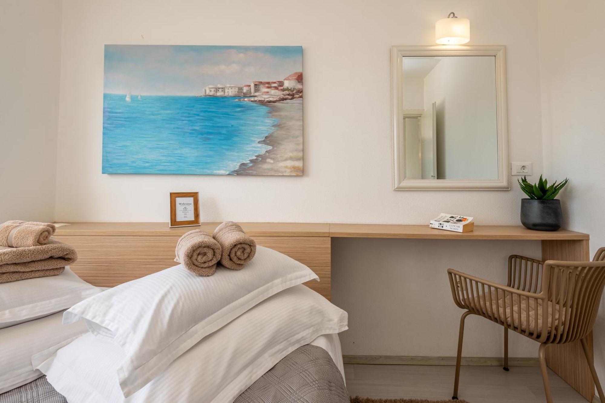 Holidays Roko Apartment *