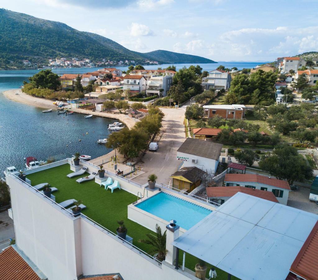 Apartman Holidays Roko *